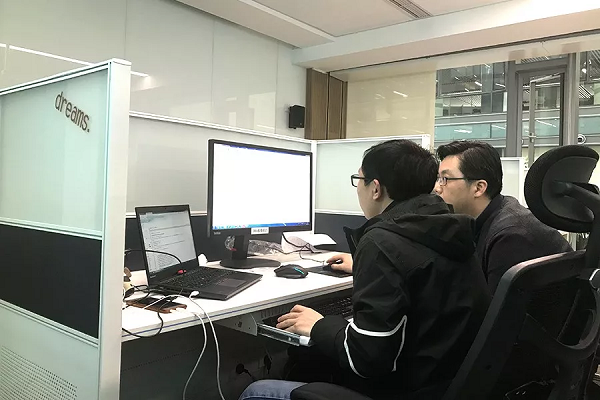 技術人員實施現場